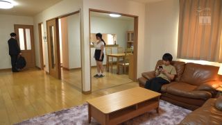 [FHD/SD] MIMK-230 「さっさと射精して勉強頑張りなさい！」 毎日お母さんで性欲処理！母の事務的セックスは中出し放題1＆2実写版 シリーズ累計55，000部突破母子相姦の傑作！ 吉根ゆりあ-1