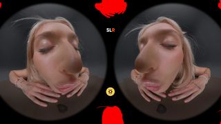Emma Rosie VR: UltraHD 4K Close-Ups, Creampie & More!-4