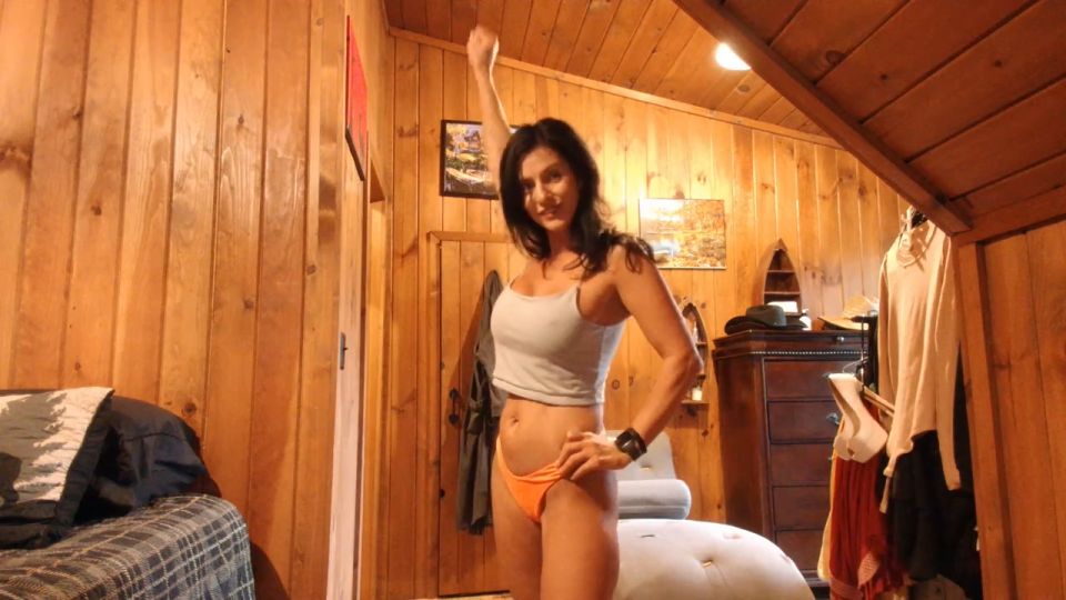 Femdom Porn sweetkiss 69 – nutshot