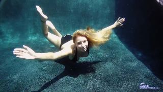 Sarah Jackson - UW Model Training - SexUnderwater (FullHD 2020)-2