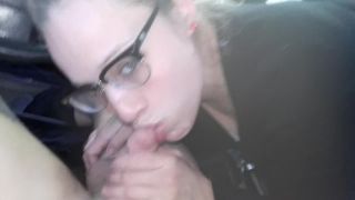 Blowjob in the car-5