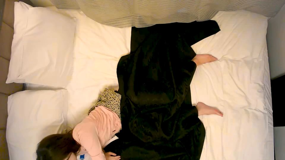 FC2-PPV-4778273 顔出しあり、23歳美人OLちゃん5回目 おじさんとのセックスに慣れてきた彼女と甘々イチャラブプレイしてきました 前編 No.233