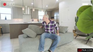 [SpyFam] Thea Summers Blocking Stepdad [02.07.26] [1080p]-1