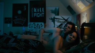 Tommie-Amber Pirie – How to Plan an Orgy in a Small Town (2015) HD 1080p!!!-3