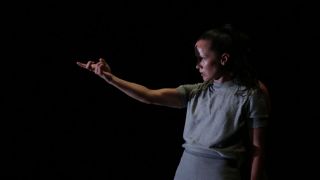 Lucy_Guerin_Inc_-_Split-1