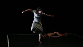 Lucy_Guerin_Inc_-_Split-3