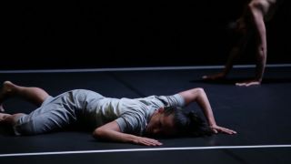 Lucy_Guerin_Inc_-_Split-6