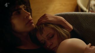 Desiree Akhavan, Niamh Algar - The Bisexual s01e04 (2018) HD 1080p - (Celebrity porn)-6