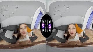 Sweetie becomes naughty vr Nicole Love-5