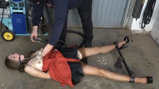 Hotwife Sofi Keeps The Blindfold On As She Is Told Video ...-3