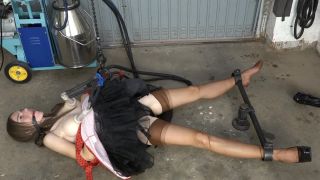 Hotwife Sofi Keeps The Blindfold On As She Is Told Video ...-7