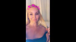 Onlyfans - Aaliyah Love - aaliyahlovefreecoming apart at the seams lol Happy Monday - 05-11-2018-4