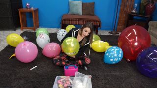 Custom Fetish - Madison Inflates Sit Pops Print Balloons - Fetish-2