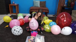 Custom Fetish - Madison Inflates Sit Pops Print Balloons - Fetish-3