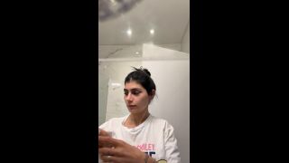Mia Khalifa's sultry solo teaser on OnlyFans 2025 SD404P-1