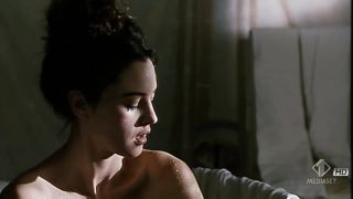 Monica Bellucci Nude - Briganti Amore e libert 1994 HD-9