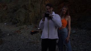 IfuckyouBella - A deep blow job! A girl decided to blow a guy on the beach and their friends spotted them [1080p] - Teen-5