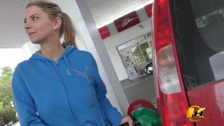 Katerina Hartlova Katerina-Hartlova 19 06 24 Come With Me Drive To The Car Wash 1080p-1