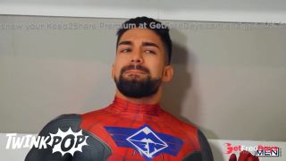 Cosplay Fans Dante Colle, Theo Brady, Felix Fox and Nick La Blast Each Others-1