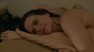 Amy Landecker, Alia Shawkat - Transparent s04e04 (2017) HD 1080p!!!-0