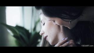 Watch Lee Anne & Stefany Moon Create Unforgettable Memories-1