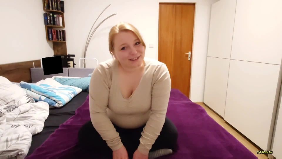 Lovely mia - Mein erstes Mal nackt vor der Kamera - Amateur