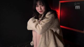 MIKR-016 綺麗なお姉さんに見つめられながら焦らされて…焦らされて…10種類の手コキと淫語と男潮 白岩冬萌-2