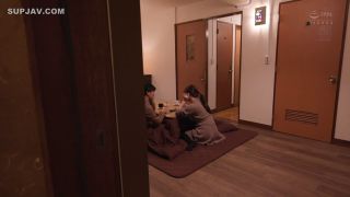 Reducing Mosaic JUQ-734 出張先で出逢った人妻CAと意気投合して一夜限りの相部屋SEXのはずが…実は近所の地味奥さん（巨乳）で弱みを握られ言いなり中出しW不倫 浜辺栞帆-5