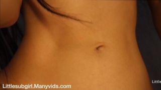  Manyvids   Manyvids Littlesubgirl - littlesubgirl squirting on changing room mirror - Squirt -6