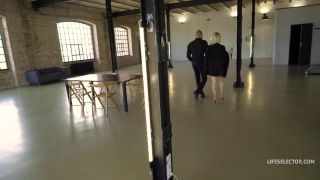 Caught Red Handed (Amateur porn) Angie Lynx-1