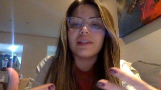 Yasmin Mineira 0grl74oxexv98rso4mk4y source-1