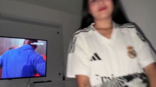Dereckandzoe,Sofia Palvin,SaraAndAbby - Me aprovecho que hago una pijamada con mi amigo para seducir a su hermanastra y quitarle su virginid-2