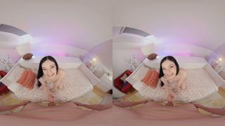 Britney Dutch VR Erotica 4K UltraHD Sex Scenes Adult Movies-5