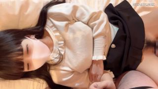 FC2PPV 2782391 【初撮り】【個撮】18歳パティシエを目指すふわふわ美少女専門学生。全国にお菓子の見分を広める活動しきんのためｐ活ハメ撮り。あ、中出しされちゃった… - FC2PPV-0