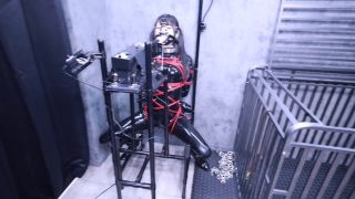 Fantia jp DDD04004120 (Rubber Bondage Deep Throat) ラバー緊縛イラま  １０分-6