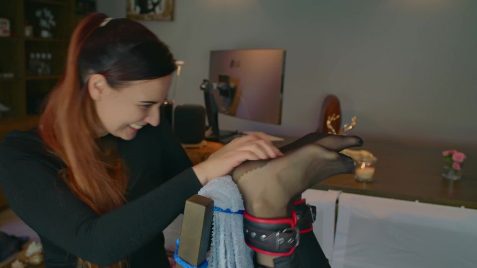 Weronika And Lisa - Legs Up Exctasy Video Sex Download Porn