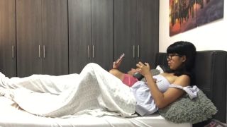 Verified Amateurs My friend masturbates in front of me until she has an orgasm-3