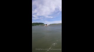 porn video 29 Onlyfans - Chelseawaves - Who needs to be a sponsored surfer when you can be an Only Fans surfer - 12-08-2021 | onlyfans | hardcore porn dp hardcore gang bang-2