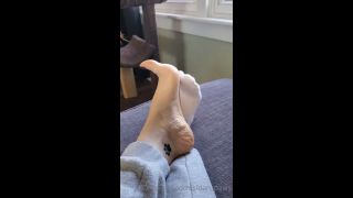 hardcore Sloans Paws aka sloan_paws - 12-15-2020 OnlyFans Video - Sock removal anyone video Sloans Paws-3