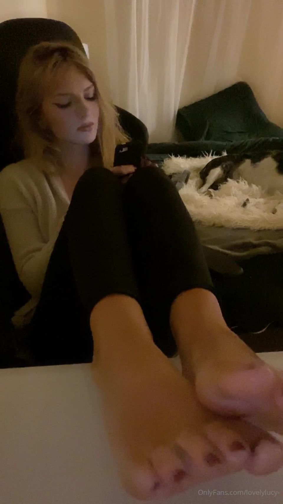 lovelylucy  light ignore feet play | feet | feet porn 