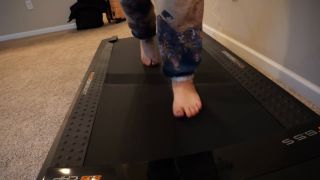  GirlsGoneHypnotized – Belle’s Treadmill Trance   Belle  Belle-1