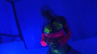 SecretCrush – Succubus POV Fucking _ Blowjob Covers Ass In UV Body Paint  1080p *-3