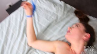 Tessaf36 Cr Anal Punishment: Sexy Employee Tia's Daring Adve-3