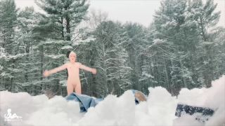 Shiri Allwood – The Fallen Snow Angel Shemale!-5