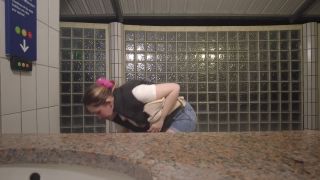 Louiselittlefrench52843317 video 2023-05-22 01-11-9
