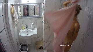 Amelie Shower, 12 08 2024 720P - Voyeur-4