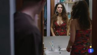 Helena Kaittani, Noemi Ruiz, Susana Cordoba - Malaka s01e07 (2019) HD 720p!!!-6