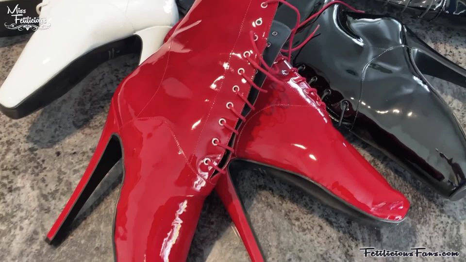 FetiliciousFans SiteRipPt 2Unboxing Ballet Boots