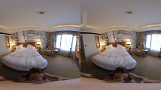 Petite Thai VR Hookup: First Foreigner 4K VR (Oculus/Vive)-2