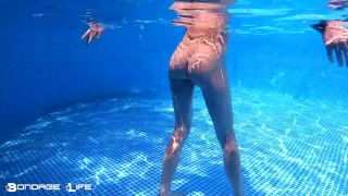 In The Pool - 08.30.21 Quick View Porn - New Sex Videos O...-5